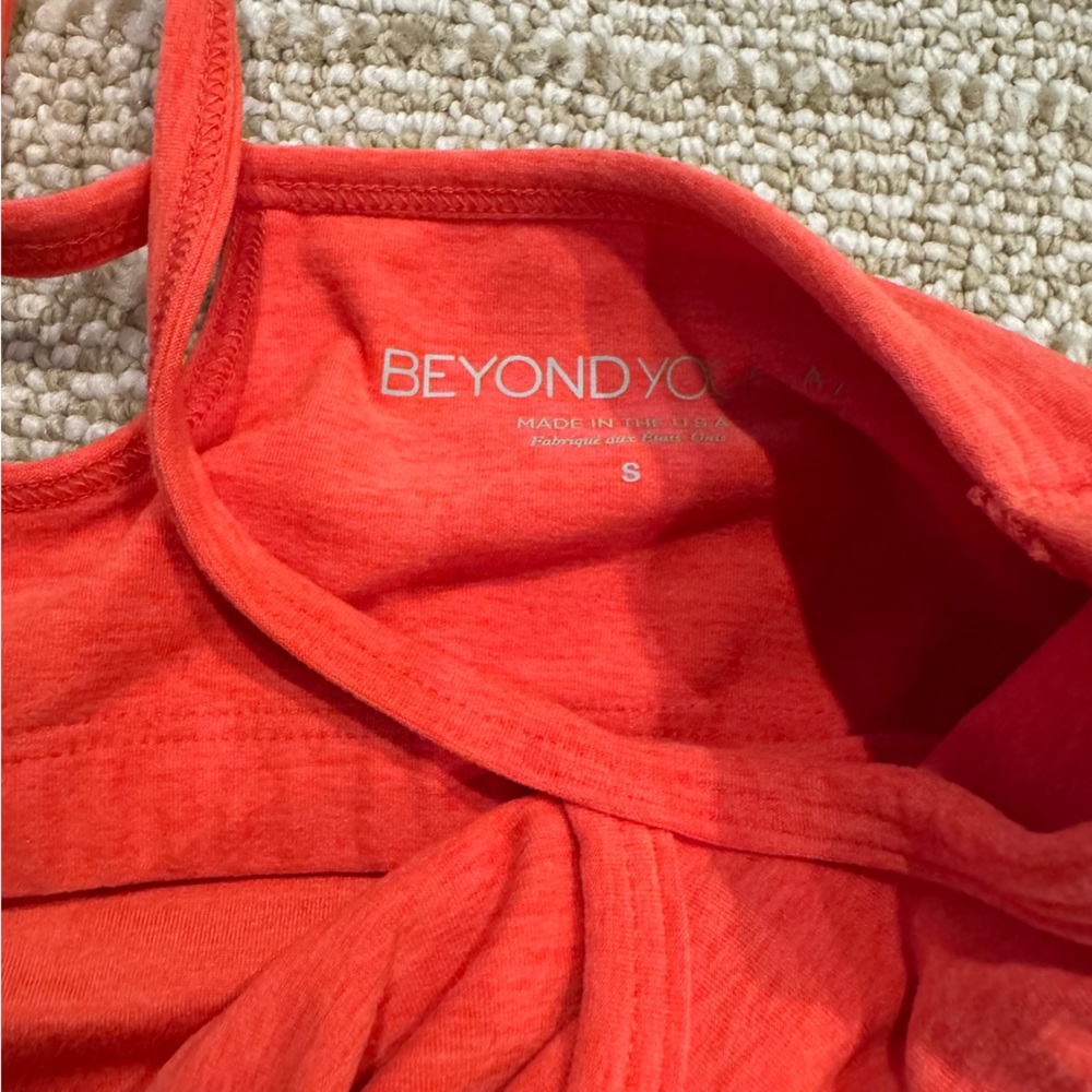 Beyond Yoga High-Waist Coral Red Leggings and tank set - Picture 7 of 9